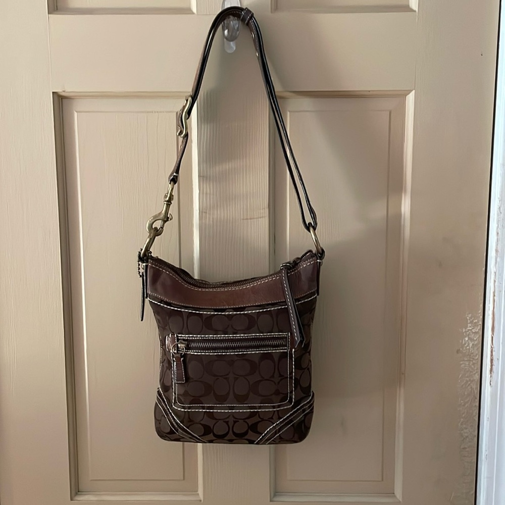 Coach City Brown Shoulder Bag EUC